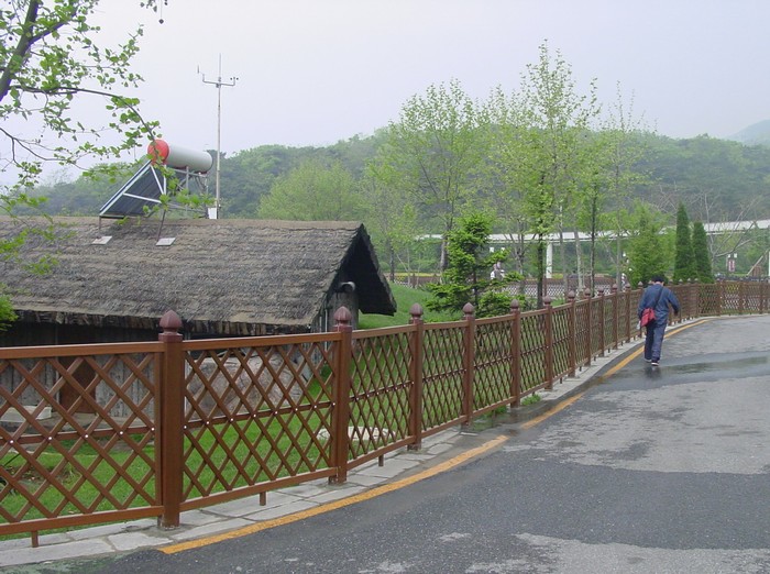 廣東護(hù)欄,東莞護(hù)欄,圍墻護(hù)欄,陽臺護(hù)欄,安全防護(hù)欄